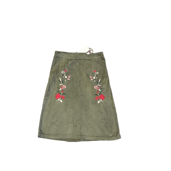 Dresses & Skirts - L Love Faux Suede Embroidered Skirt (NWT)
